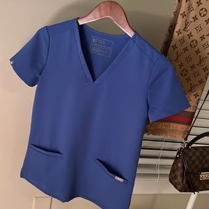 Figs scrubs set
